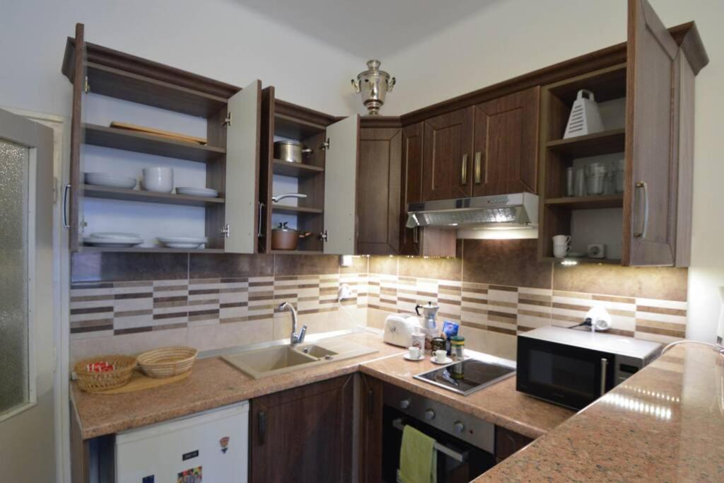 City Center Apartment Debrecen Esterno foto